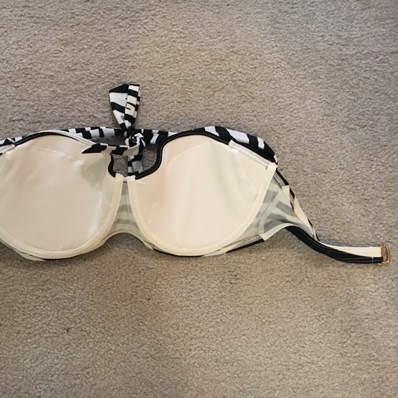 Bathing suit top - Picture 2 of 3